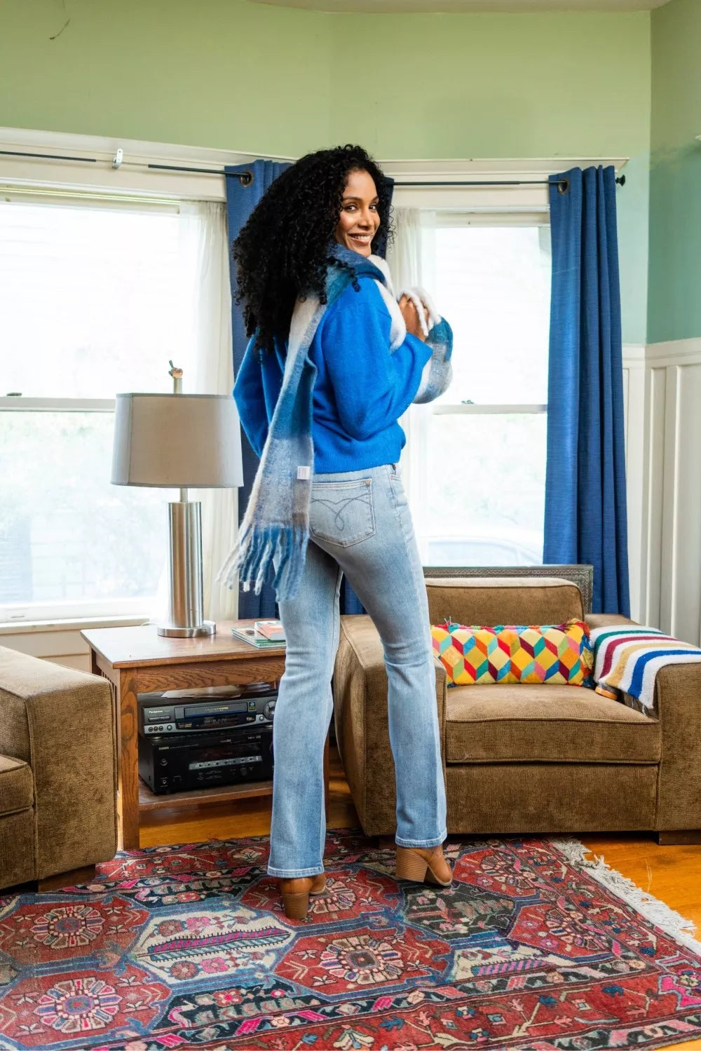 Judy Blue Bootcut Jeans Mid Rise Thermal Light Blue Denim Pants b20fdc81213f42129ed03f9a672a8b86-Max-Origin Trendsi