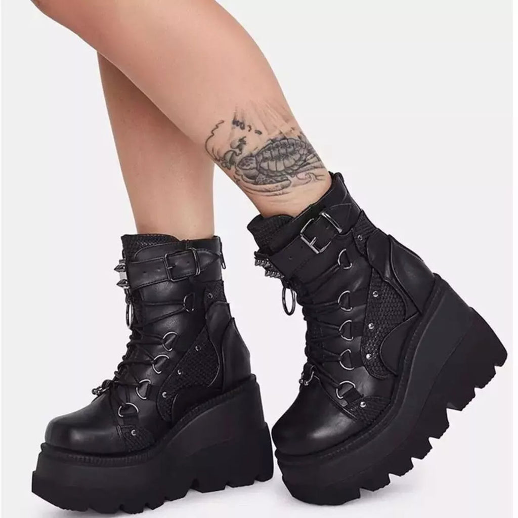 Lace Up Platform Wedge Boots b48c0520dc284acfad5b18424b854ea4-Max-Origin Trendsi