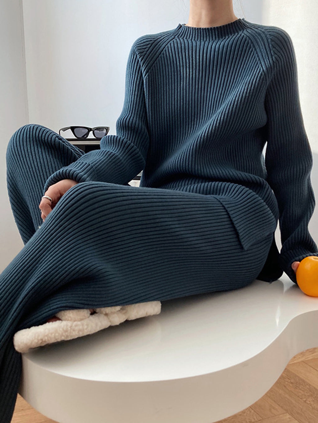 Women Sweater Set Mock Neck Raglan Sleeve Top and Pants 2 Pcs Set b4d2611e-f237-4cc2-86fd-4dab136b0941-Max Trendsi