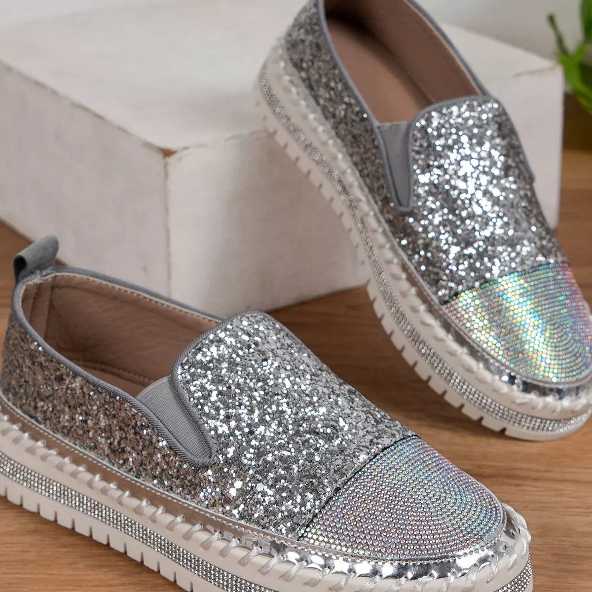 Rhinestone Sequin Round Toe Platform Loafers b57fd7992bce481da5d87cfc121659f4-Max-Origin Trendsi