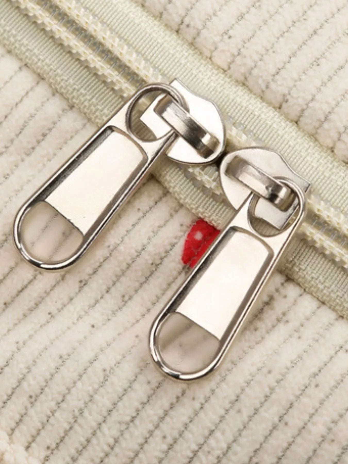 Travel Bag Large Corduroy Strawberry Print Handbag b6b359f7-c3dd-4f7c-b992-5305527d60d1-Max-Origin Trendsi