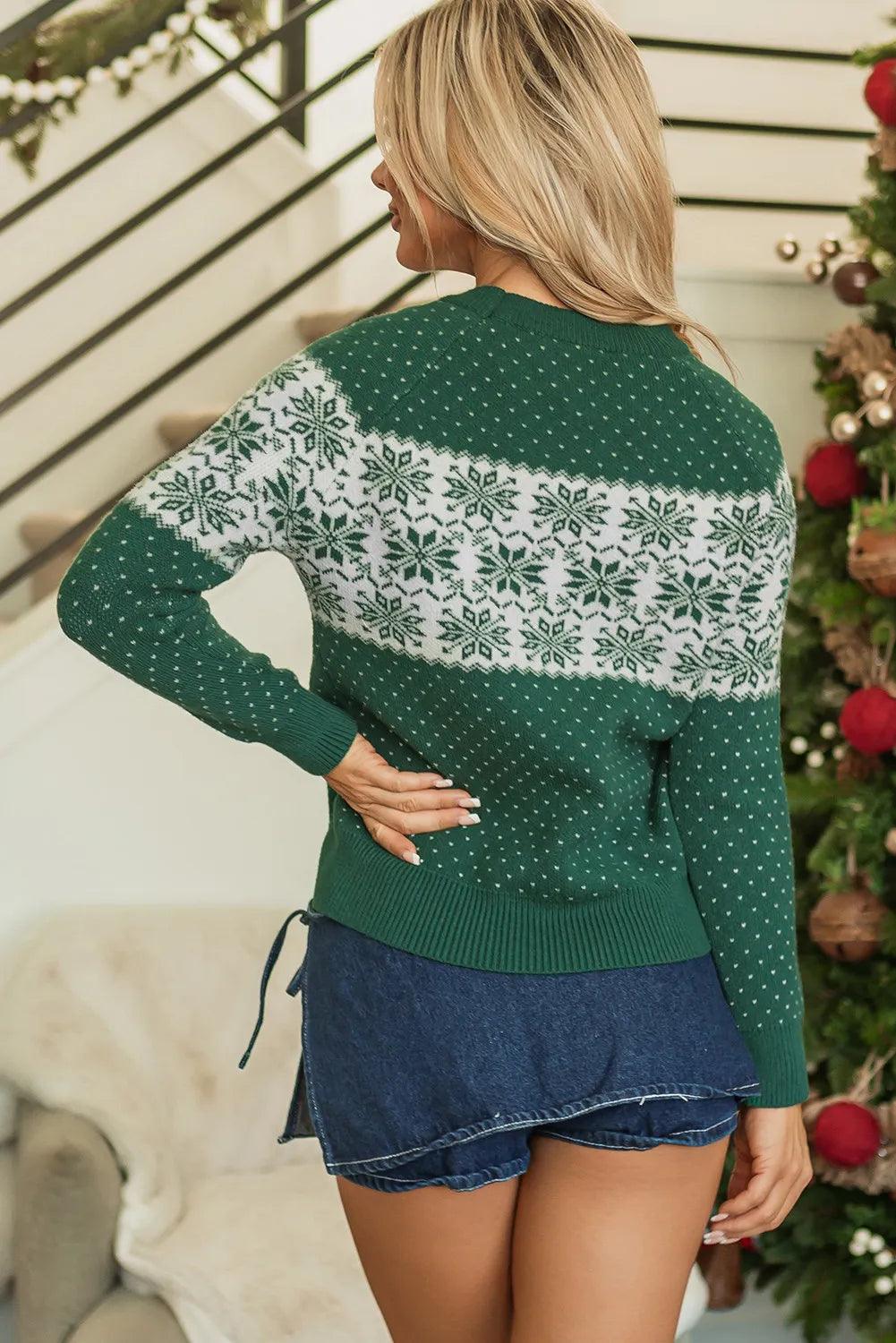 Green Sweater Christmas Graphic Round Neck Long Sleeve Pullover b6cc6d66-5f86-4df8-b29f-e518804ac97d-Max Trendsi