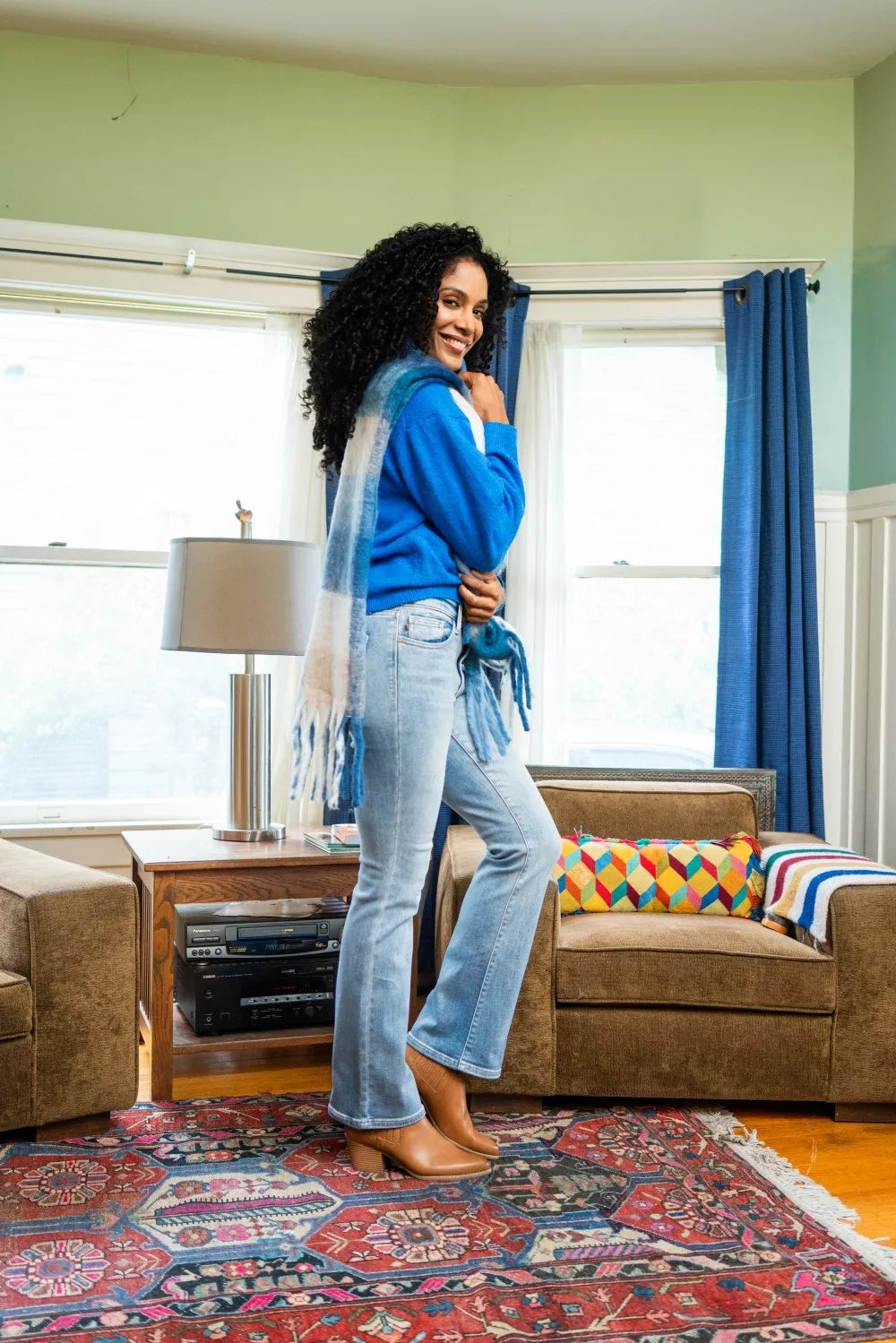 Judy Blue Bootcut Jeans Mid Rise Thermal Light Blue Denim Pants b7e806bd7e0345e7bc1b31568b7ad6dc-Max-Origin Trendsi