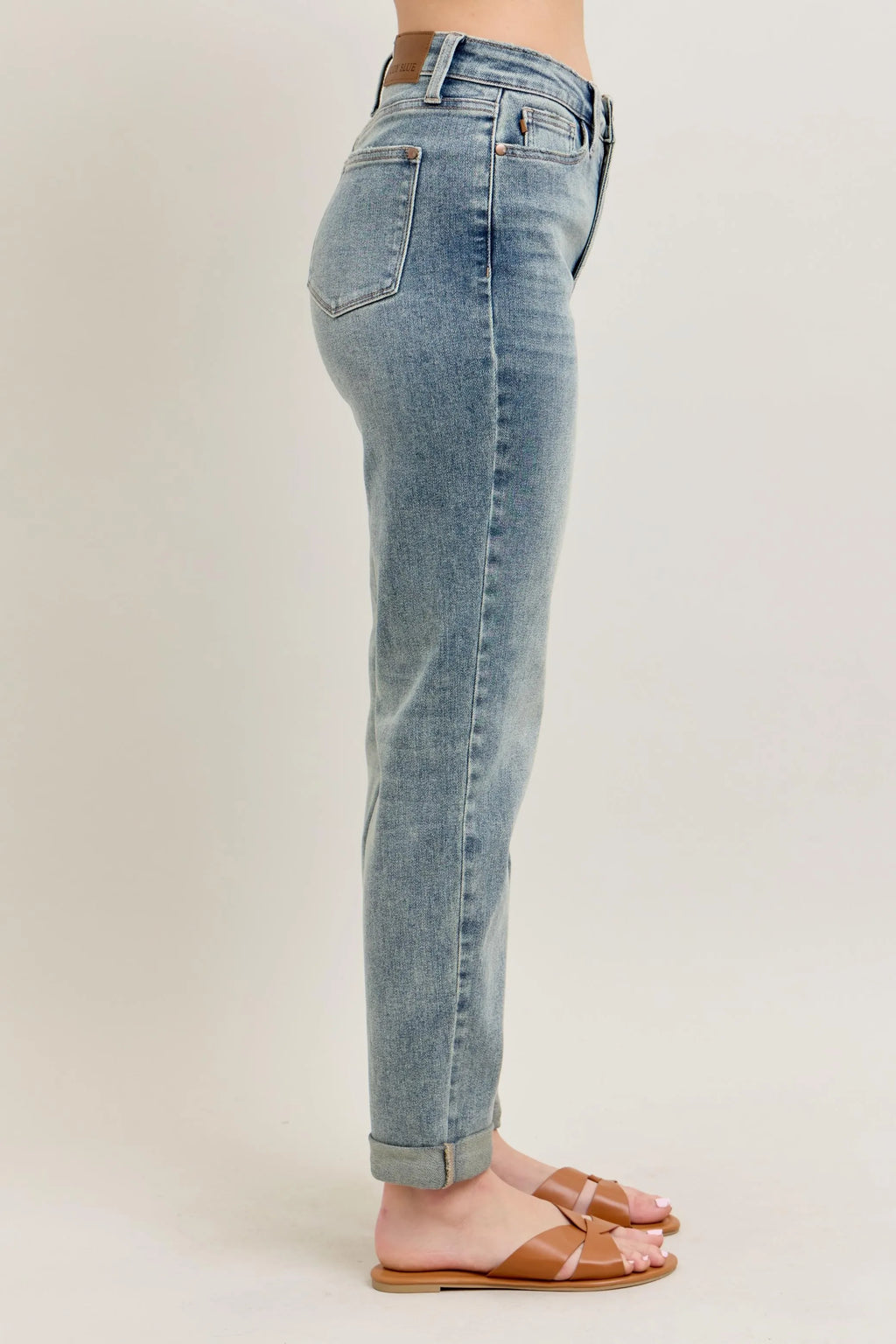 Judy Blue Jeans High Wasited Medium Wash Double Roll Cuff Bf Denim Pants b941469cea9a4ab2a01628a3db11550d-Max-Origin Trendsi