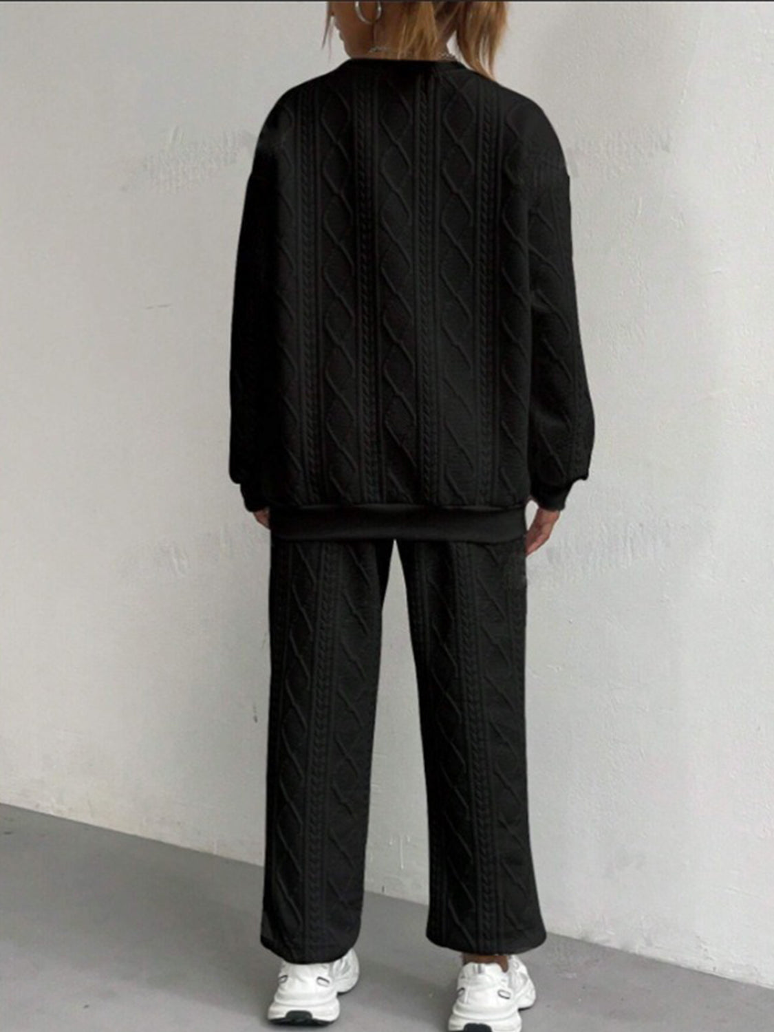 Women’s Set Sweatshirt Textured Diamond Long Sleeve Top And Pants 2 Pcs b9fa3581-4b2b-4f87-98dc-393e8283faff-Max Trendsi