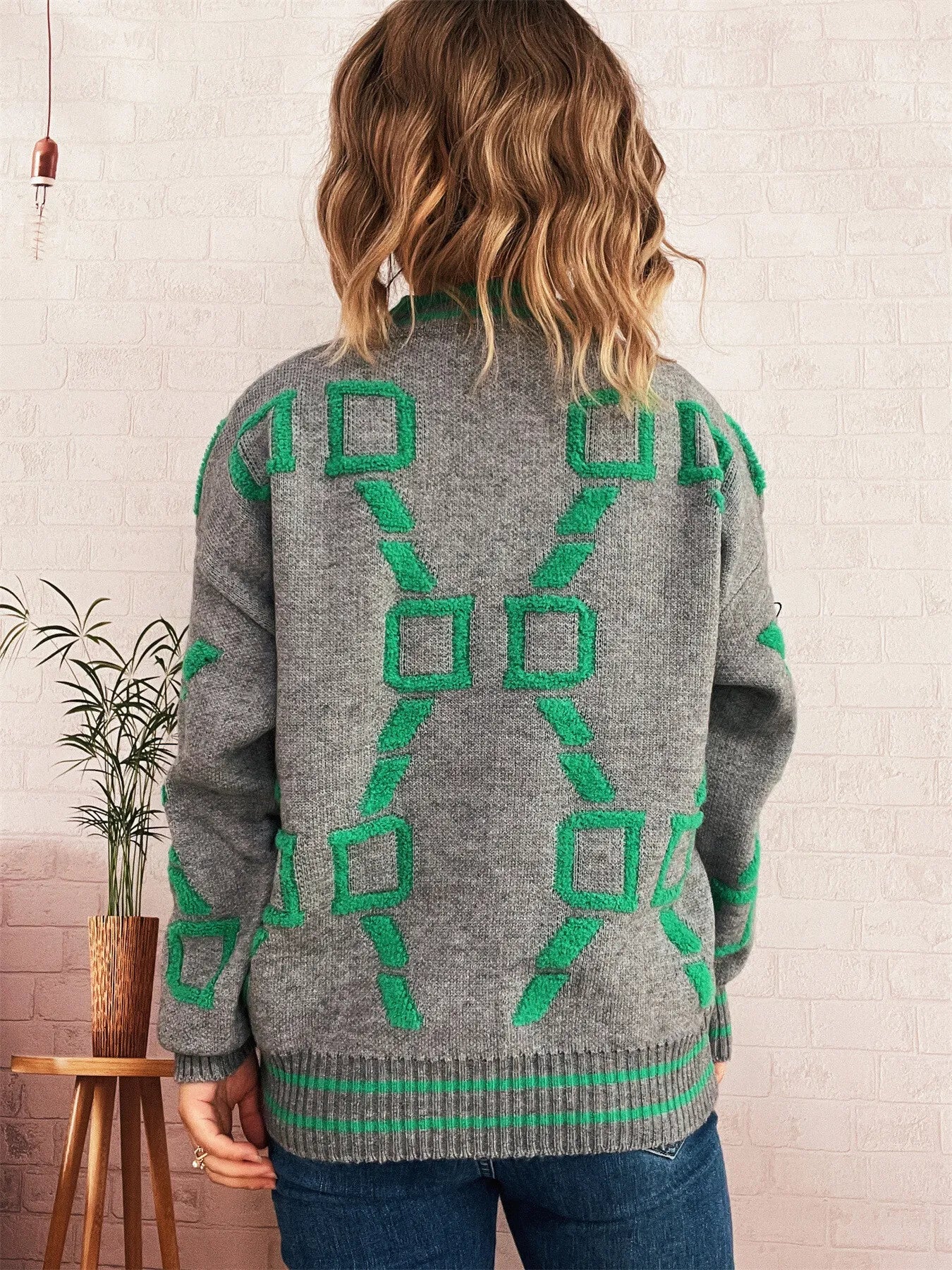 Women's Sweater Contrast Round Neck Long Sleeve Oversized Ribbed bd4be09cb4d84a7ebdff621bca9f11de-Max-Origin Trendsi