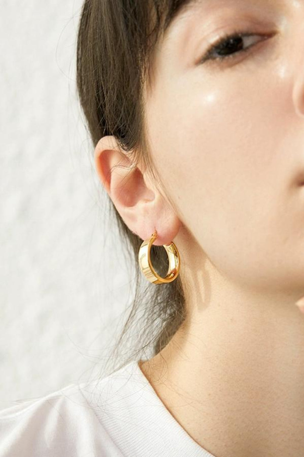 Hoop Huggie Earrings Gold-Plated Brass Round Women Golden Jewelry