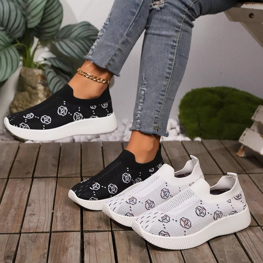 Mesh Round Toe Slip-On Shoes