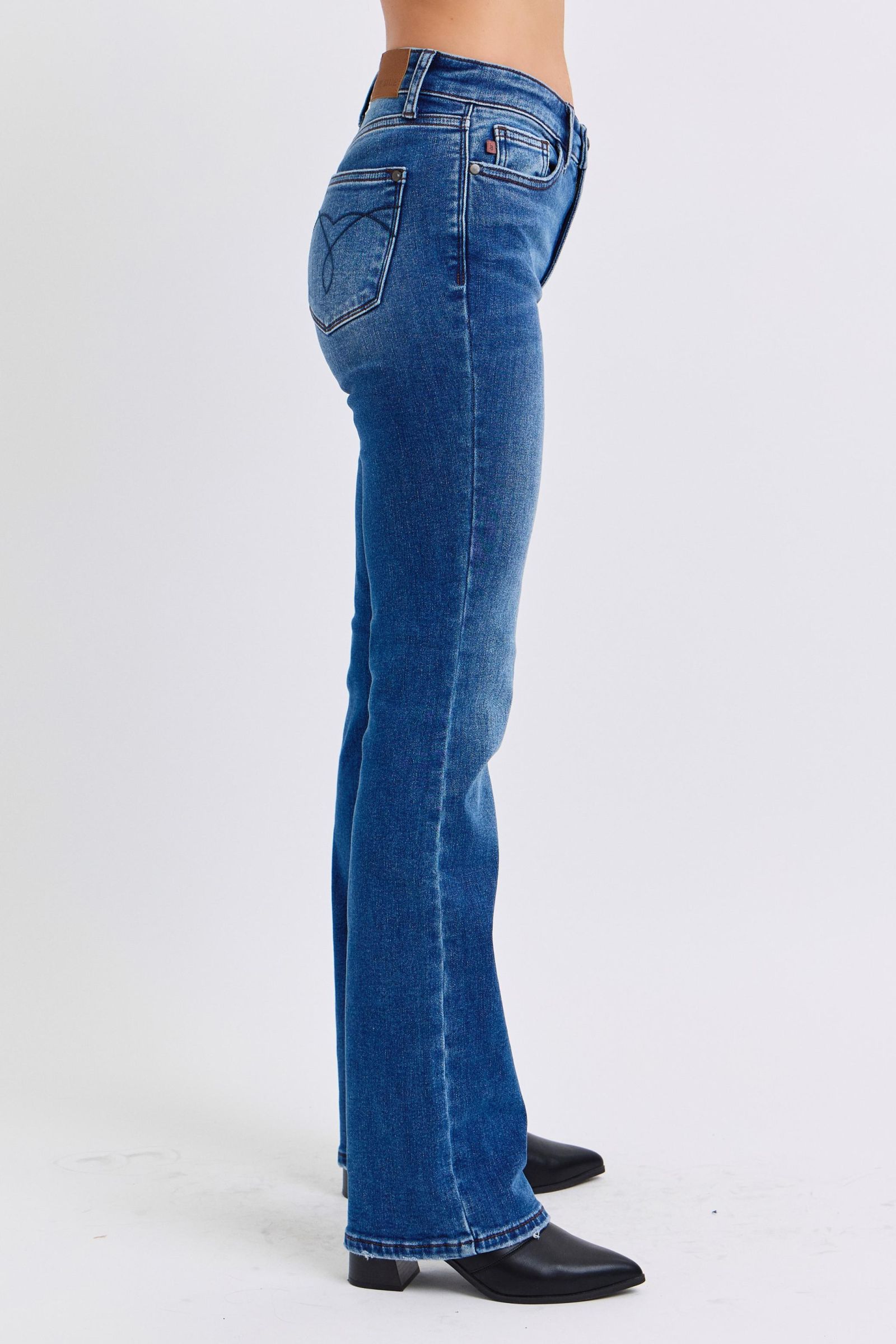 Judy Blue USA Women Bootcut Jeans Run Mid-Rise Denim with Thermal Lining