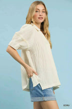 Umgee Blouse Ecru Textured Puff Short Sleeve Top bf5cacce-871a-4d57-b1c8-917efd34175f-Max-Origin Trendsi