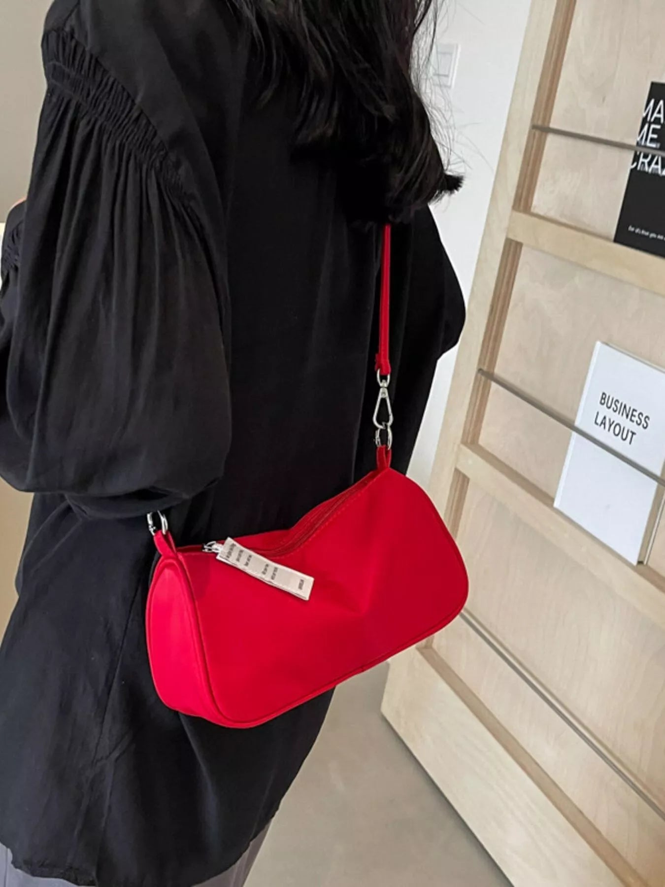 Womens Crossbody Bag Red Nylon Fabric Zipper Solid Color Handbag c0bdbd2a-89d4-4549-b568-6f610b2f90f5-Max-Origin Trendsi