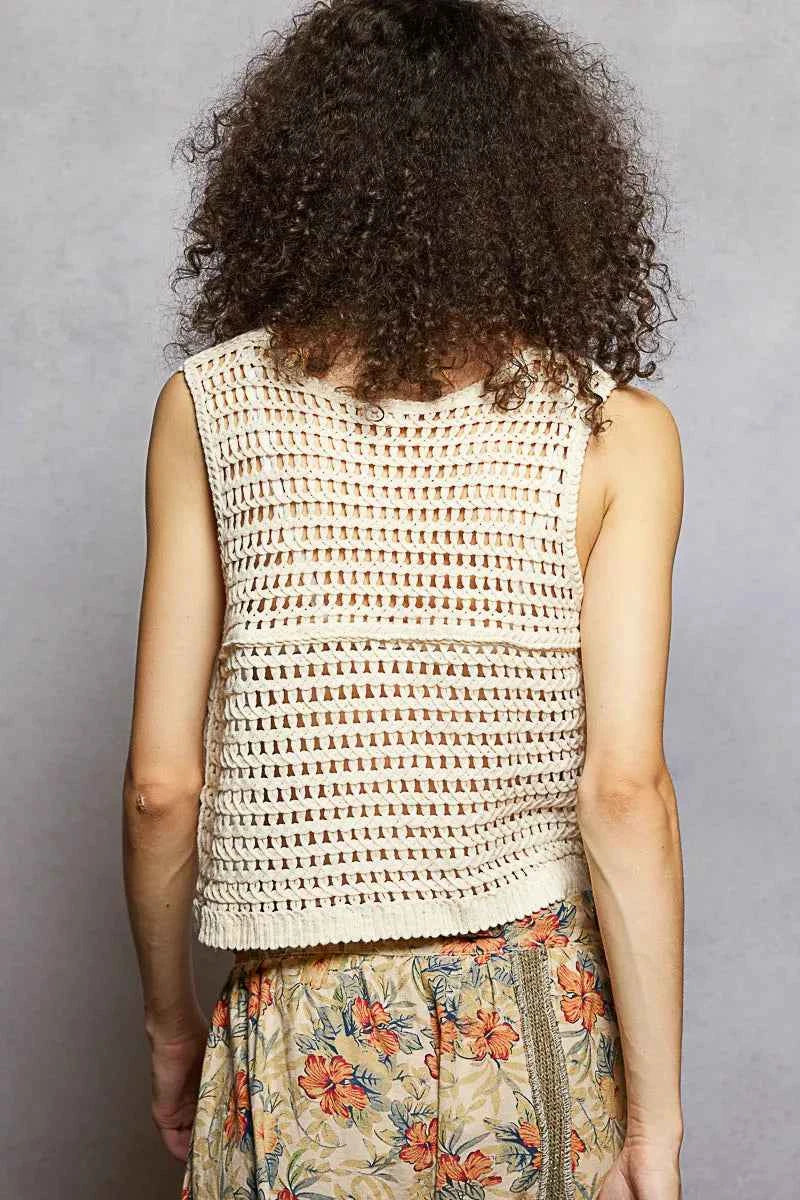 POL Floral Embroidered Cropped Crochet Vest