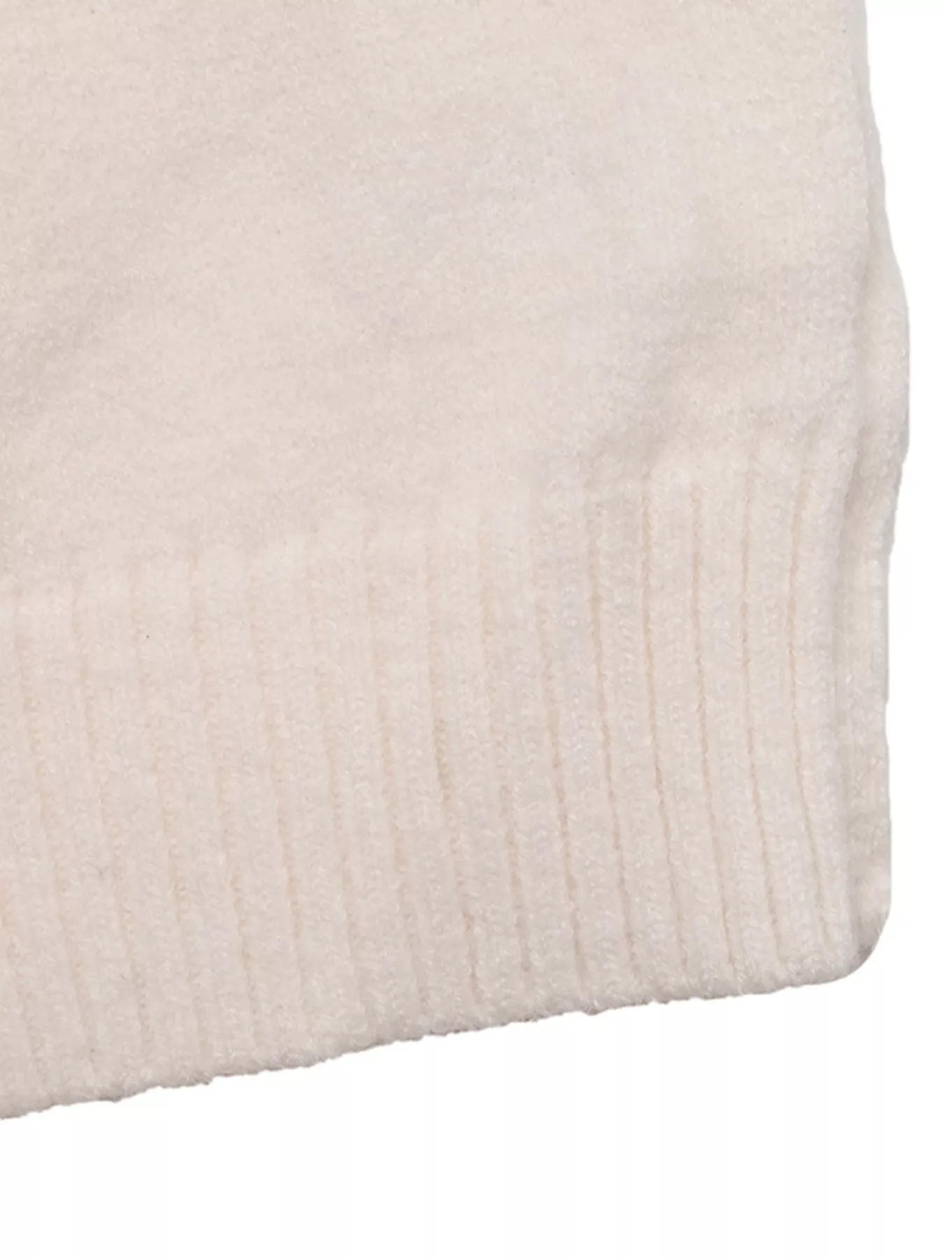 Women's Sweater Heart Mock Neck Long Sleeve Soft Knit Pullover c493c090b28f4aa2b2d67c07aad94063-Max-Origin Trendsi