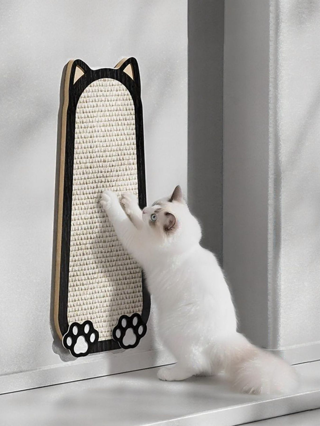 Cat-Shaped Sisal Scratching Post for Cats, Single-Piece Design, Imported