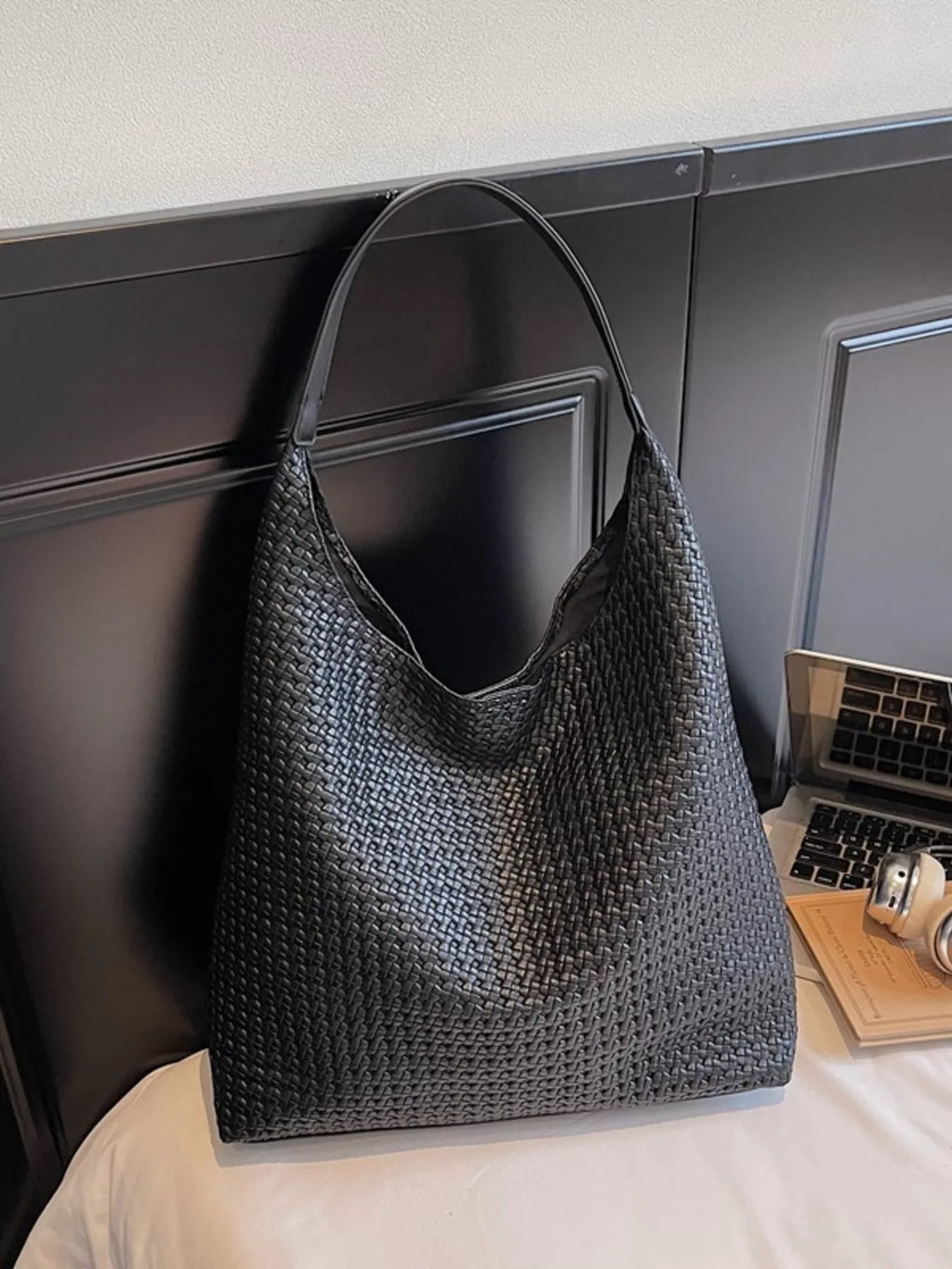 Womens Shoulder Bag Woven Straw Texture Pu Leather Large Handbag c7c9073e7ed143deb118b0c8bb195ae8-Max-Origin Trendsi