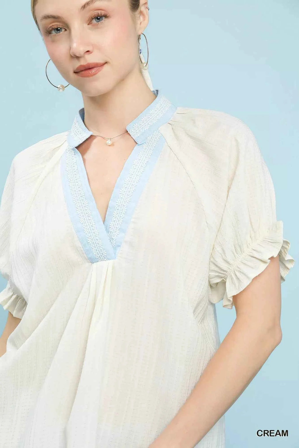 Umgee Blouse Cream Textured V-Neck Top with Lace Trim Details c8ed6d26-3fe6-4ca1-b0ff-2f52a7488911-Max-Origin Trendsi