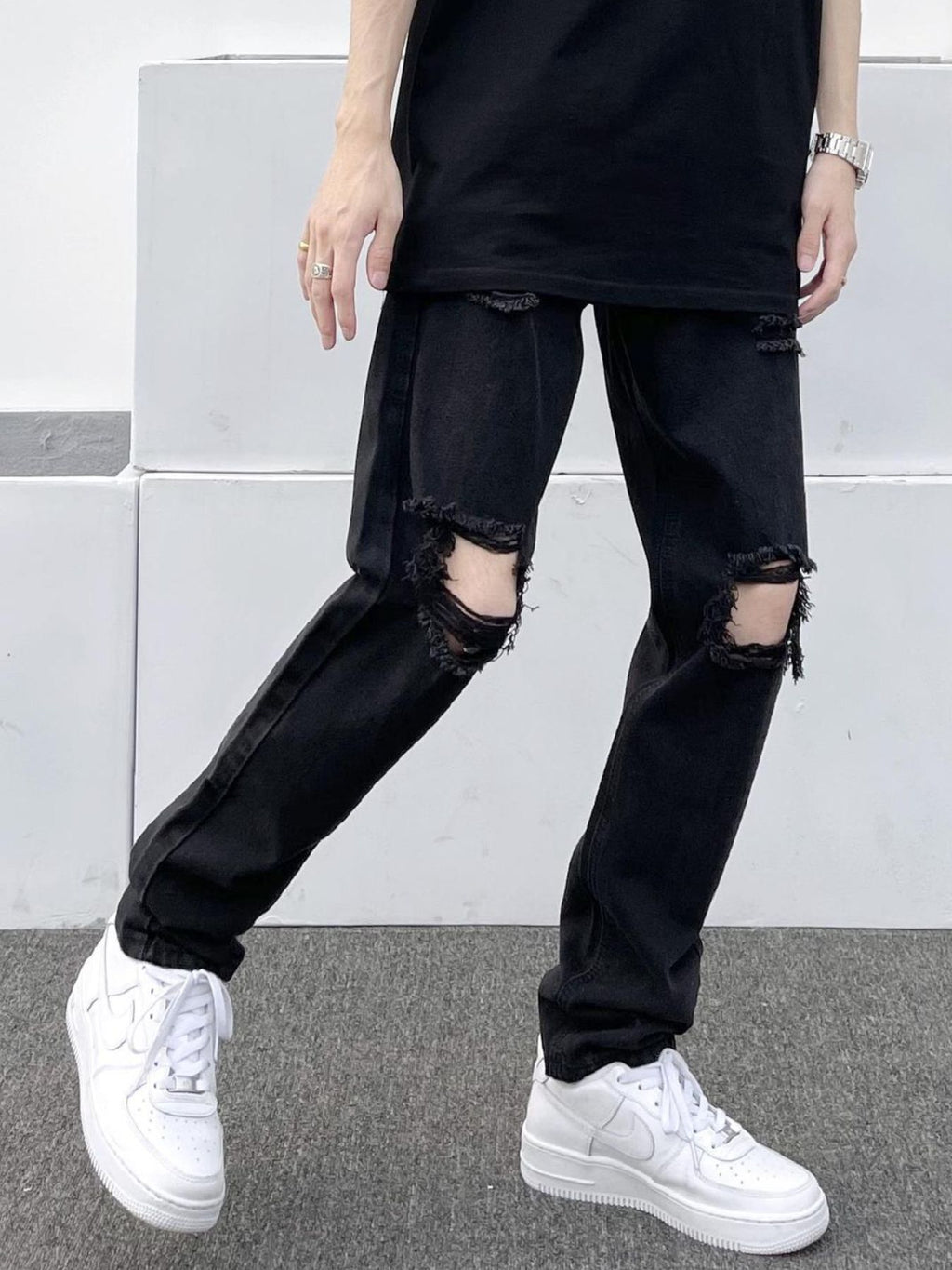 c9b30b09-984c-410a-8338-94acea9a0e88-Max