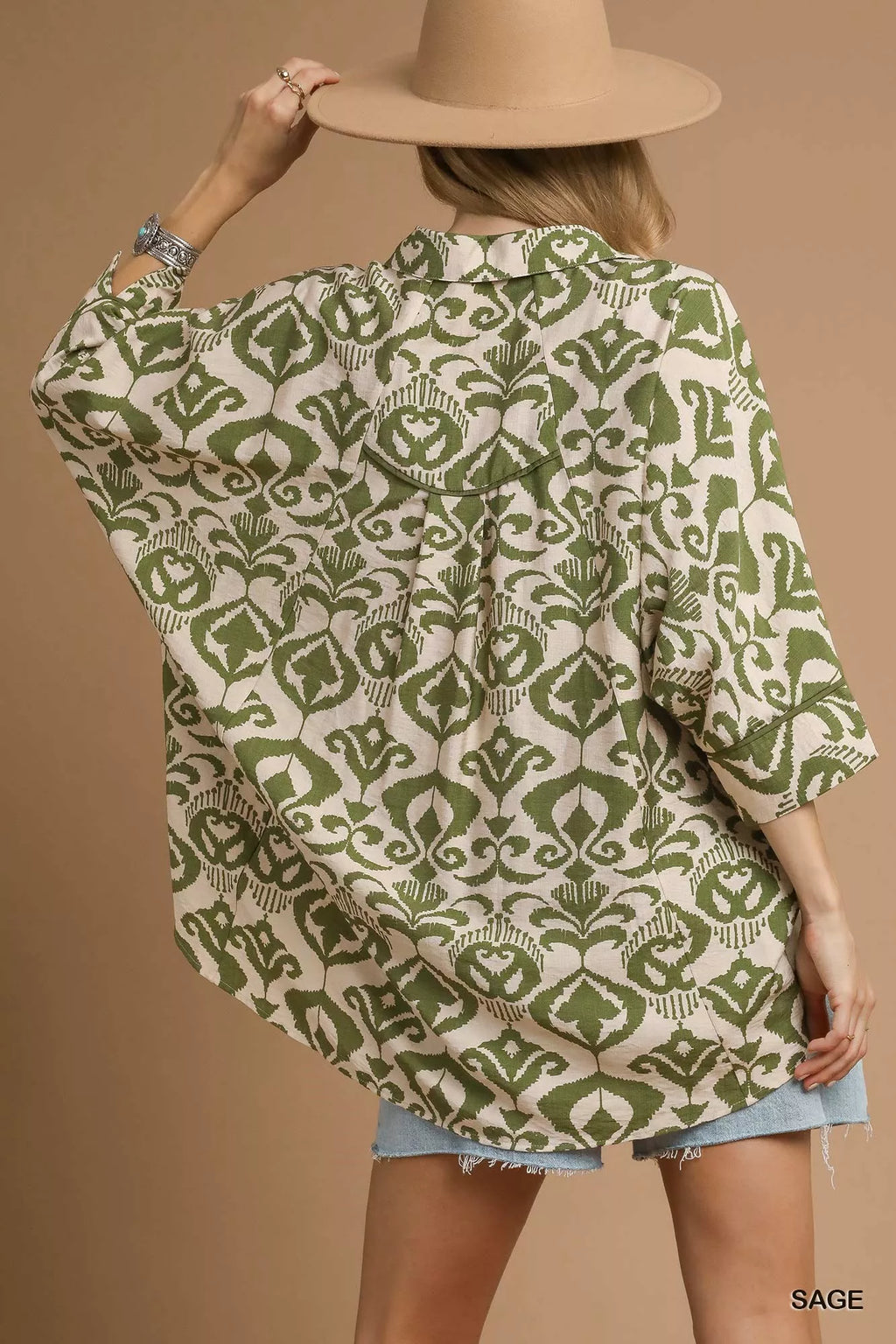 Umgee Womens Shirt Sage Green Abstract Print Button-Up Oversized Top cb720e54-bfad-4af5-ba67-1adfe5997fb3-Max-Origin Trendsi