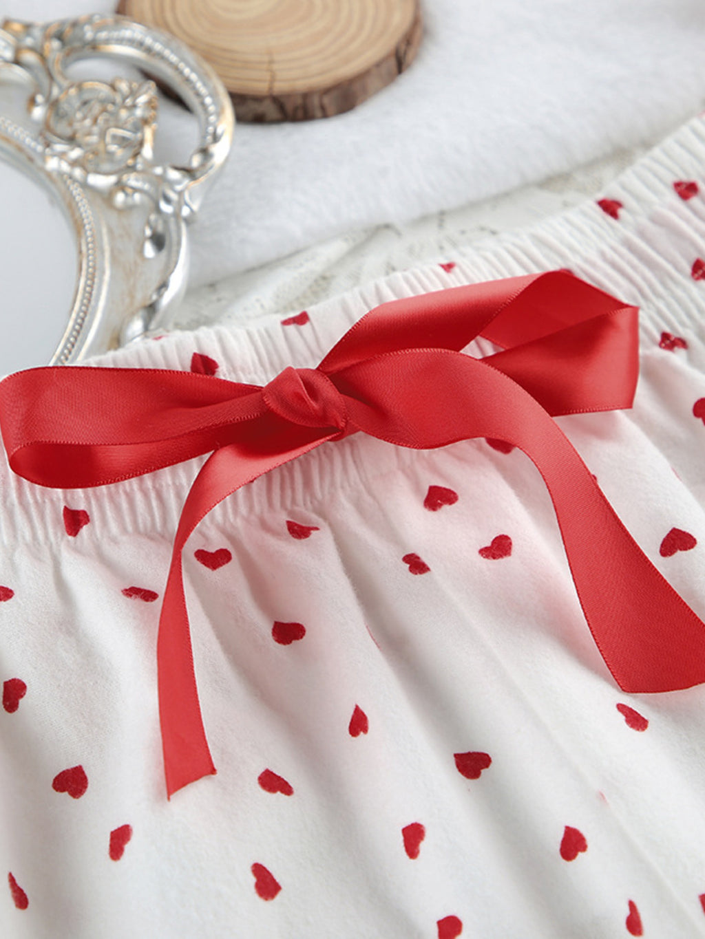 cba90c366051423e96d41689926a5a70-Max