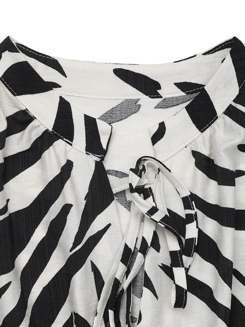 Midi Dress Zebra Printed Notched Sleeveless Pocketed Ealstic Waist cc012dd3-dcf2-4df5-83e2-ae7dfeefe648-Max-Origin Trendsi