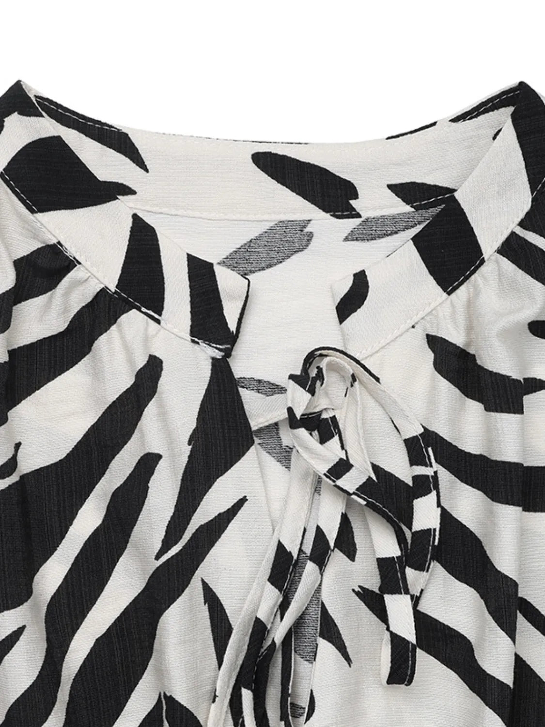 Midi Dress Zebra Printed Notched Sleeveless Pocketed Ealstic Waist cc012dd3-dcf2-4df5-83e2-ae7dfeefe648-Max-Origin Trendsi