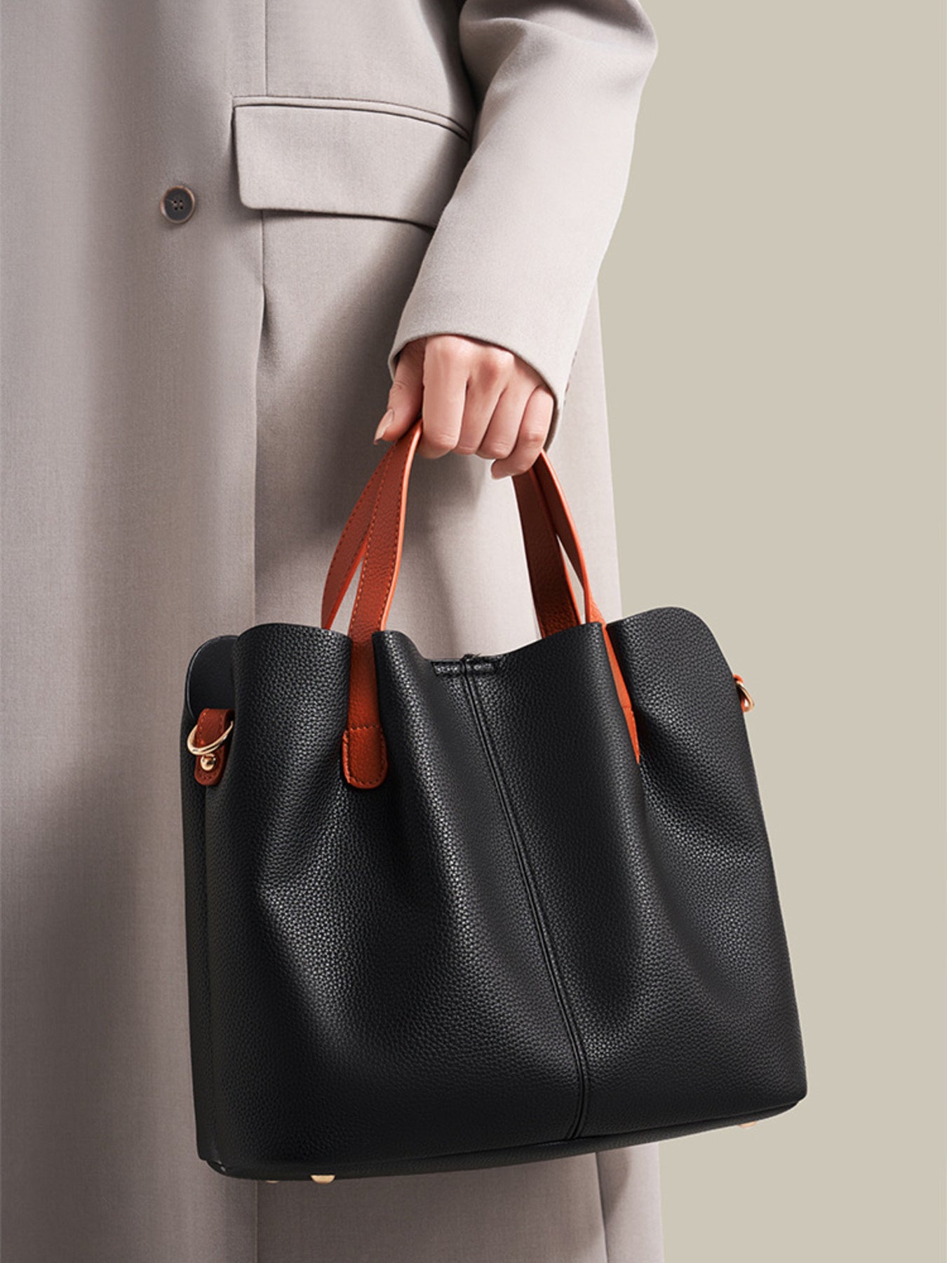 Leather Contrast Handle Handbag