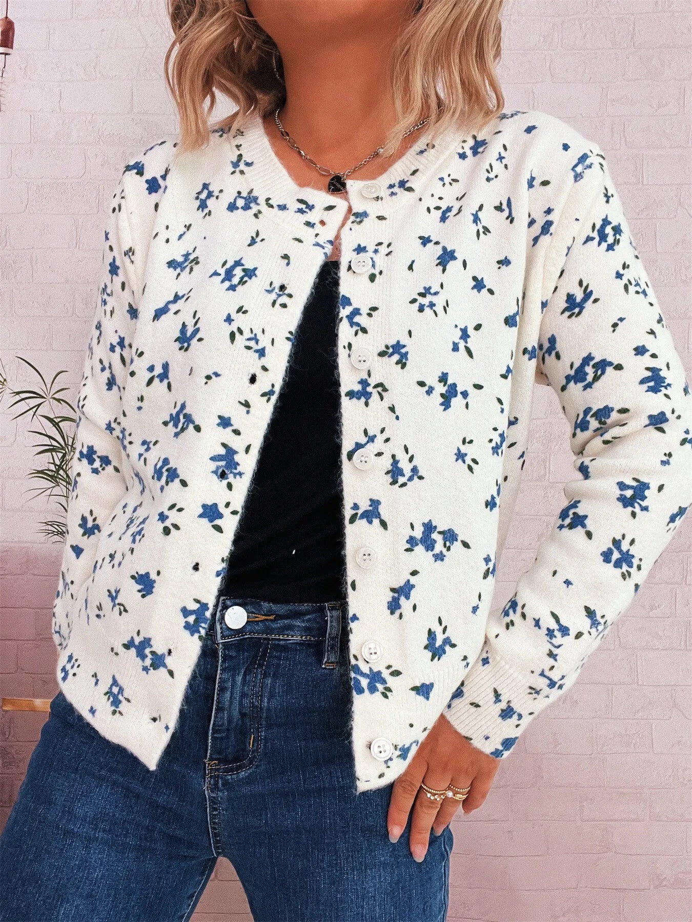 Women's Cardigan Floral Button-Up Long Sleeve Knit Round Neck cdeb8141eea54576988f5e26e4f84d05-Max-Origin Trendsi