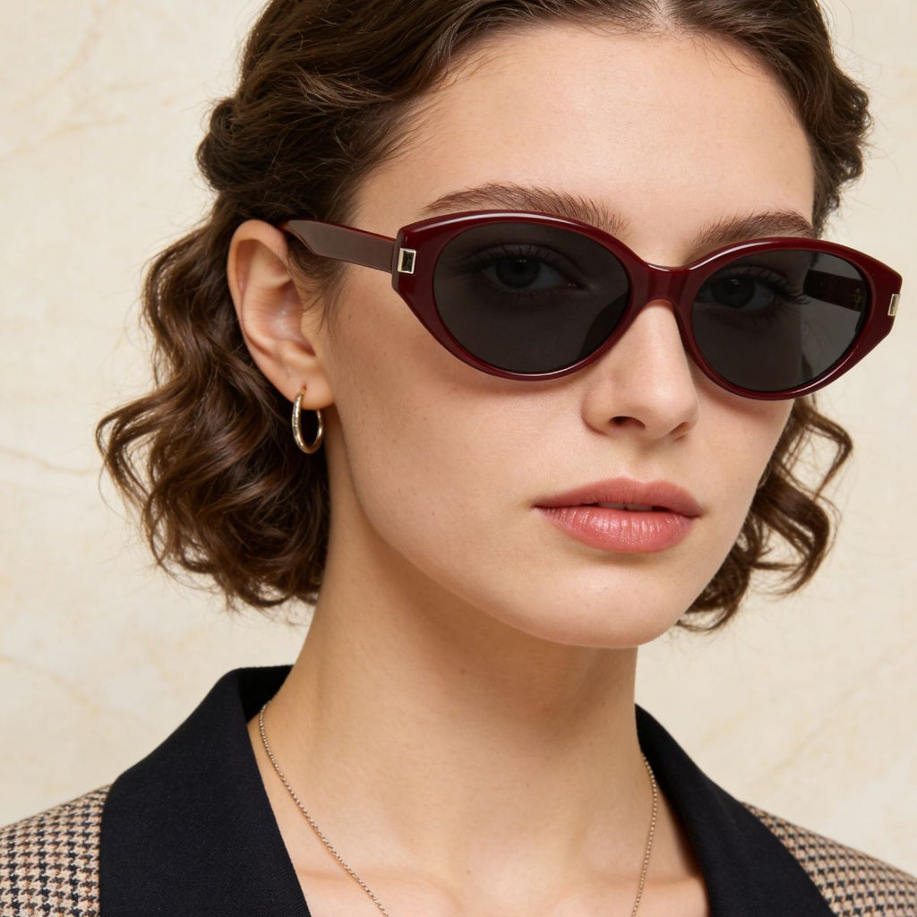 Lightweight Cat-Eye Sunglasses with UV400 Protection