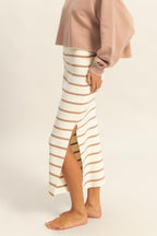 HYFVE Sweater Skirt Tan Striped Side Slit Bodycon ced7c1ad-1ae8-49a8-93fb-1ce8c0952995-Max Trendsi