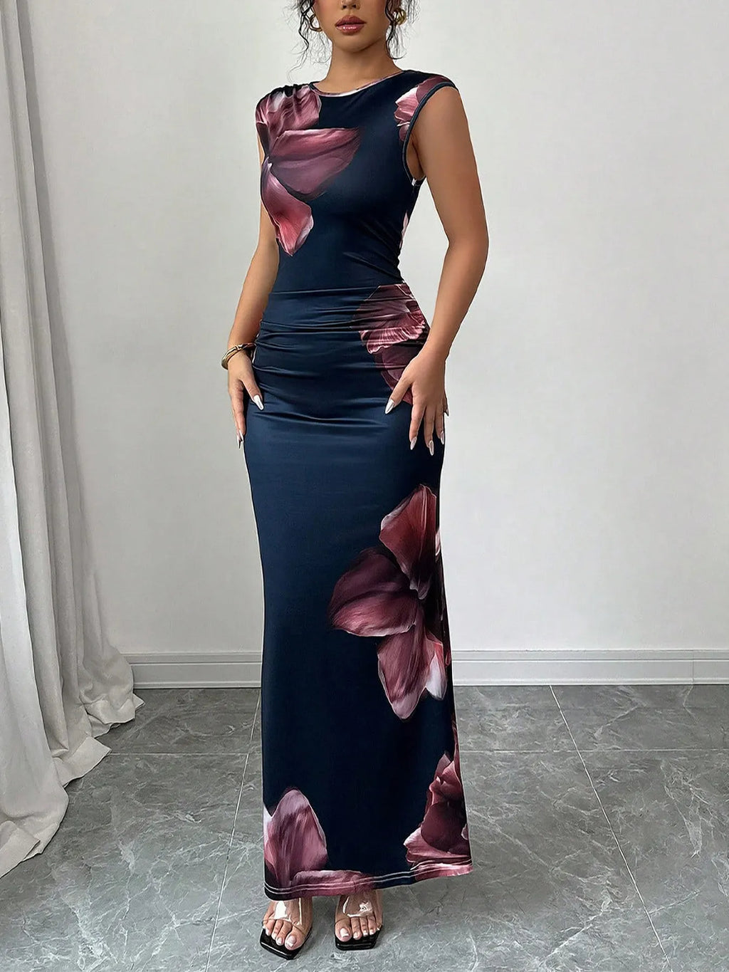 Floral Maxi Dress Sleeveless Bodycon Round Neck Long Party Dresses Black d268d473-27ed-4106-8ad1-1b5cdc830077-Max-Origin Trendsi