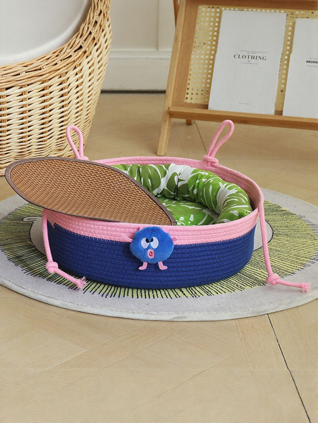 d2aa35a5-1a60-4054-82ee-1c6cebd4e4da-Max