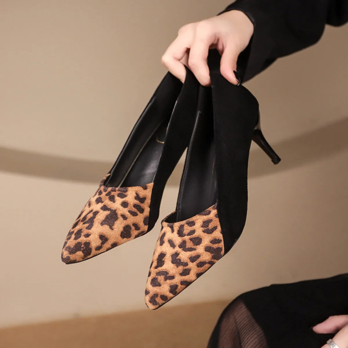 Women's Suede Pumps High Heels Point Toe Leopard for Elegant Style Shoes d2daa31be3c840129271cef4804e9524-Max-Origin Trendsi