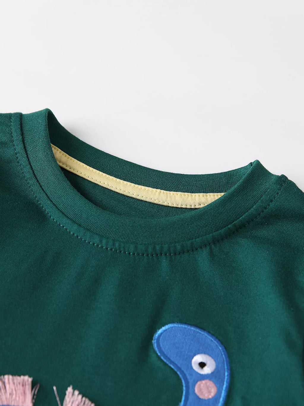 Boy's Set Green Dinosaur Applique Long Sleeve Top and Pants Set for Childrens d490d303d87f414cb7def7999fc8b564-Max-Origin Trendsi