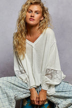 POL T-Shirt White V-Neck Long Sleeve with Lace Detail High-Low Blouse White d4abf4d0-7e21-4adf-acda-da742e5bfd76-Max-Origin Trendsi