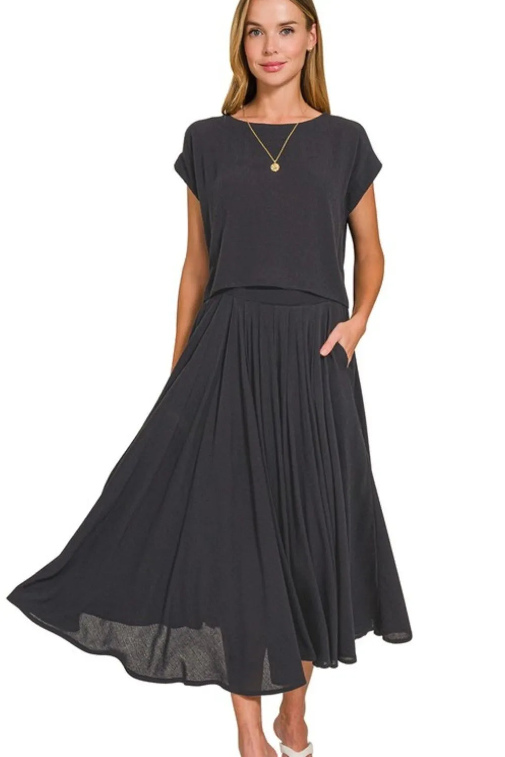 Zenana Crop Tee and Pleated Skirt Set Woven Crinkle Gauze Black Two-piece d5f7e785-fb76-4dd7-95bf-eccf8d5fee5e-Max-Origin Trendsi