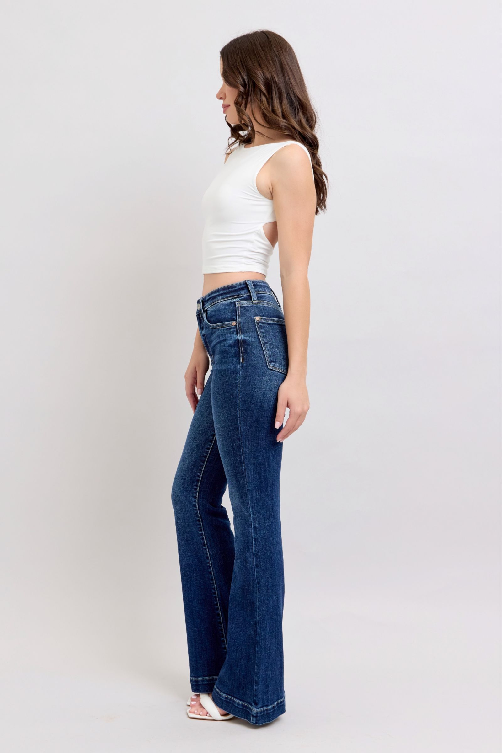 Judy Blue Flare Jeans High Rise with Pockets Dark Wash Plus Sizes d69414d4-adeb-4838-9ae3-a2fd52e6a924-Max Trendsi
