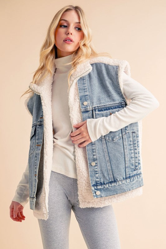 Aemi + Co Denim Vest Coat Fake Two Pieces Patch Sherpa Outwear Light d6aa6cd3-64dd-498b-98c0-a3b92e90ef0b-Max Trendsi