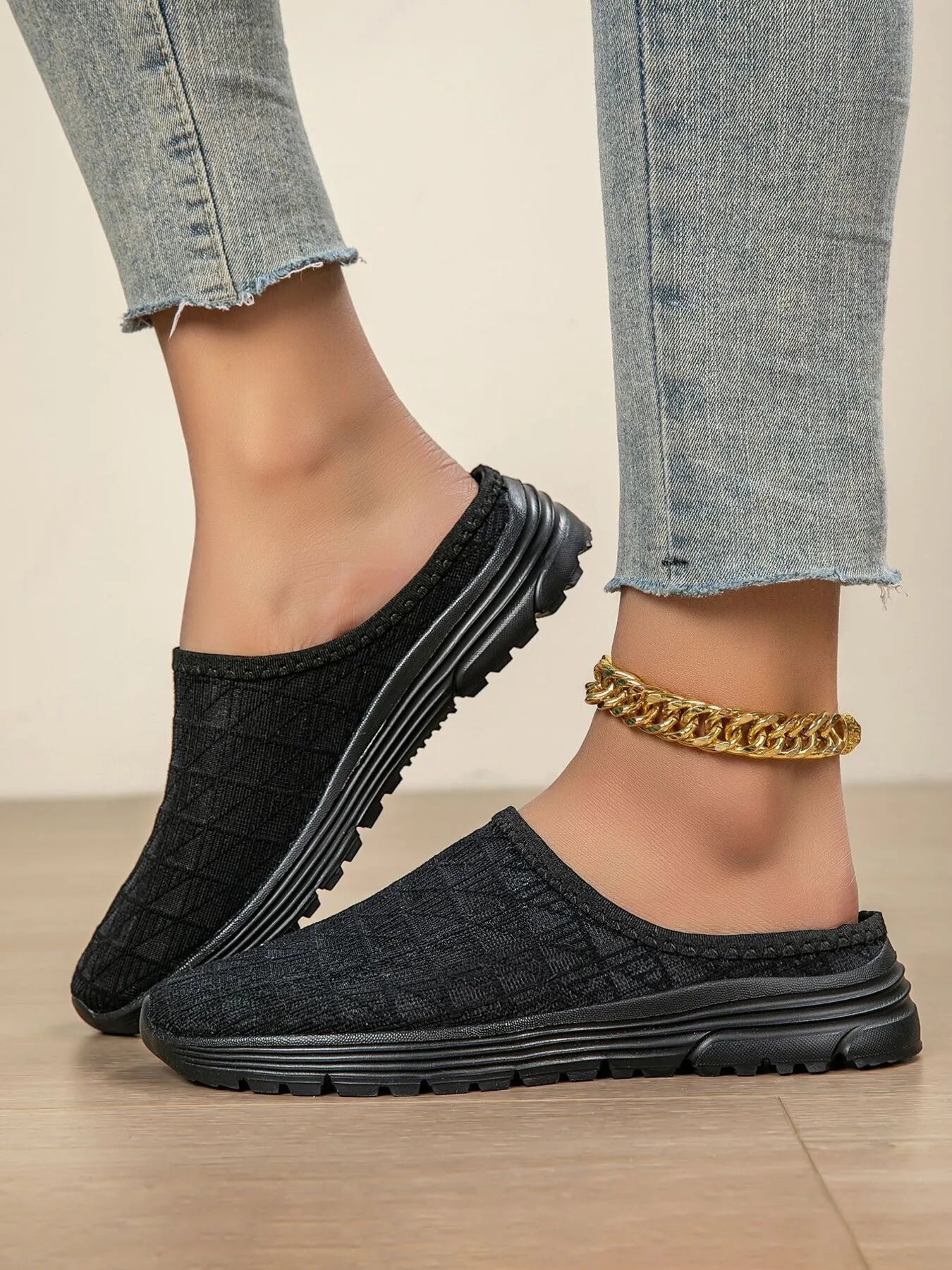 Women's Slip-Ons Breathable Mesh Rubber Flat Comfort Shoes Black d6f5393ca8c34b3b82ae0ca6e8ba4ec0-Max-Origin Trendsi