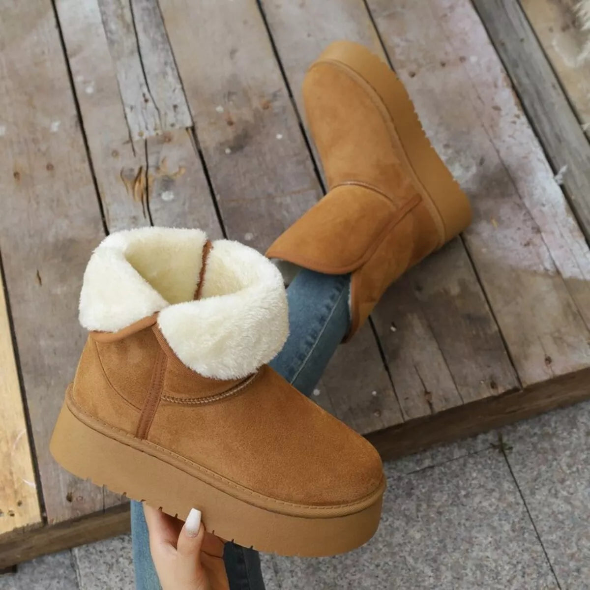 Women's Boots Warm Fluff Lined Round Toe Platform Flats d71e3fd40b684b318d46f16f91694c60-Max-Origin Trendsi