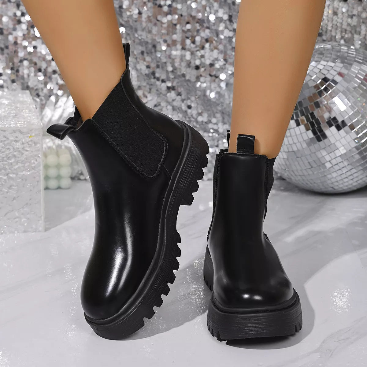 Women's Boots Pu Leather Round Toe Platform Mid Heels Shoes Black d7209e40861c478e8be3b0a189aa6f60-Max-Origin Trendsi