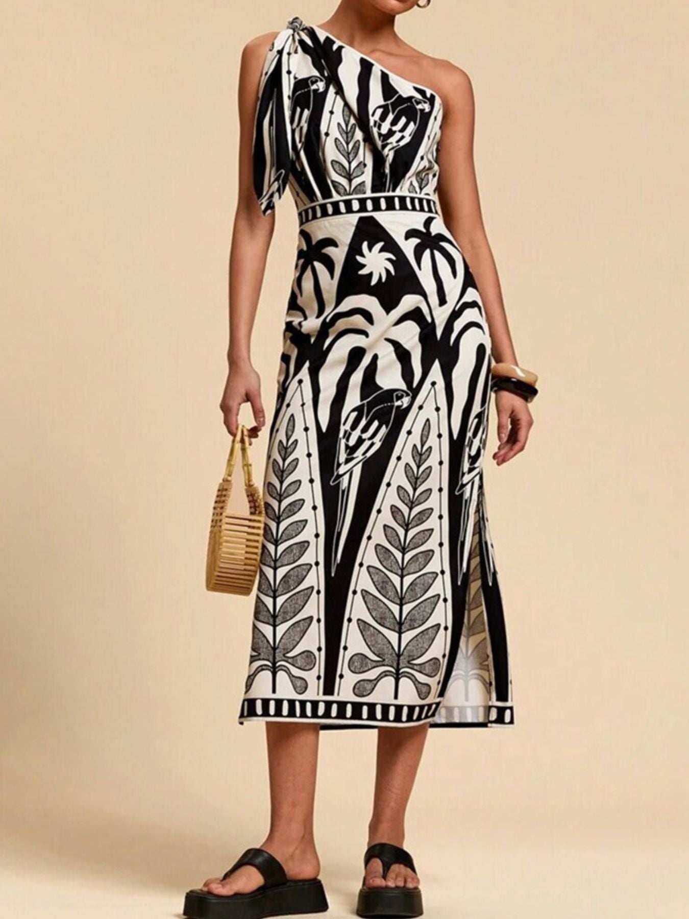 d7858e97-ebe6-4b6a-b647-53dcfb981322-Max