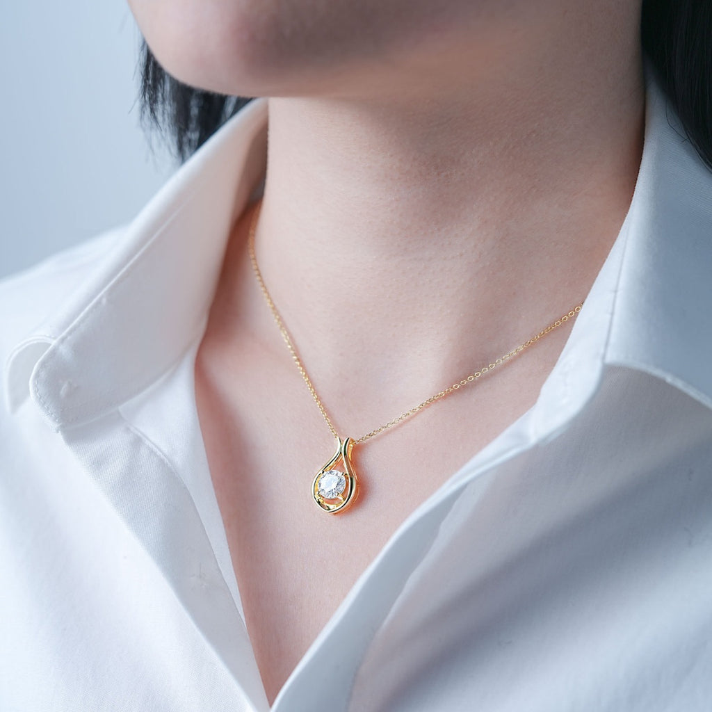 2 Carat Moissanite Pendant Necklace 925 Sterling Silver Teardrop 18K gold-plated d7a1dcd7-4738-463a-8382-507a3e253ab7-Max Trendsi