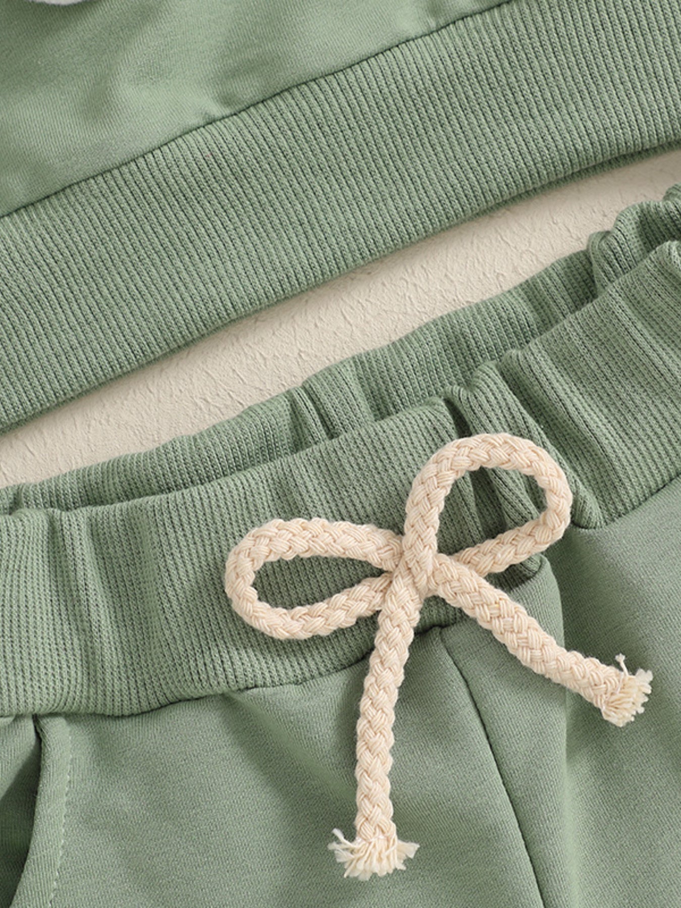 d7b28f49d9874995ac63a8583874b4ab-Max