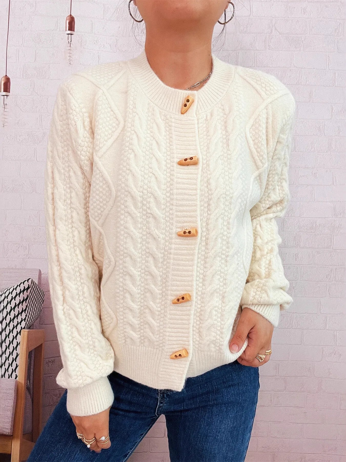 Women's Cardigan Cable Knit Button-Up Long Sleeve Knitwear White One Size d7c1679f6b7941c0a109993a286911ef-Max-Origin Trendsi