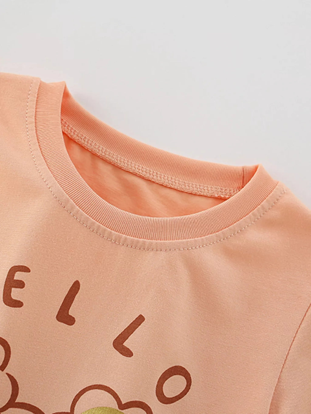 d8dd59fcb6ed455f844429fc0804433e-Max-Origin