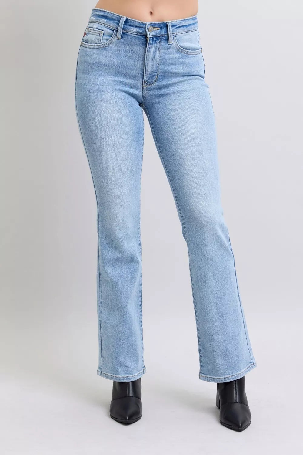 Judy Blue Bootcut Jeans Mid Rise Thermal Light Blue Denim Pants da7cc2b9bf28469ca91fe6c3599c274c-Max-Origin Trendsi
