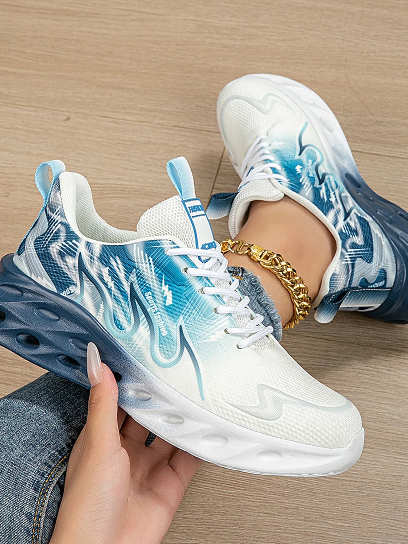 Women's Athletic Shoes Round Toe Lace Up Mesh Rubber Flat Shoes daea34703964451c8fb5f8201e495077-Max-Origin Trendsi