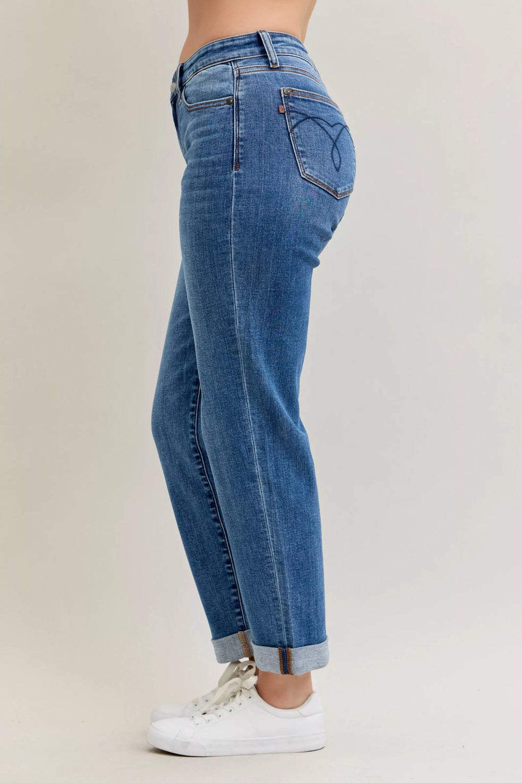 Judy Blue Jeans Mid Rise Boyfriend Classic Cuffed Plus Sizes Women's Denim daf016859bfd4166aa27fa8297d4bc90-Max-Origin Trendsi