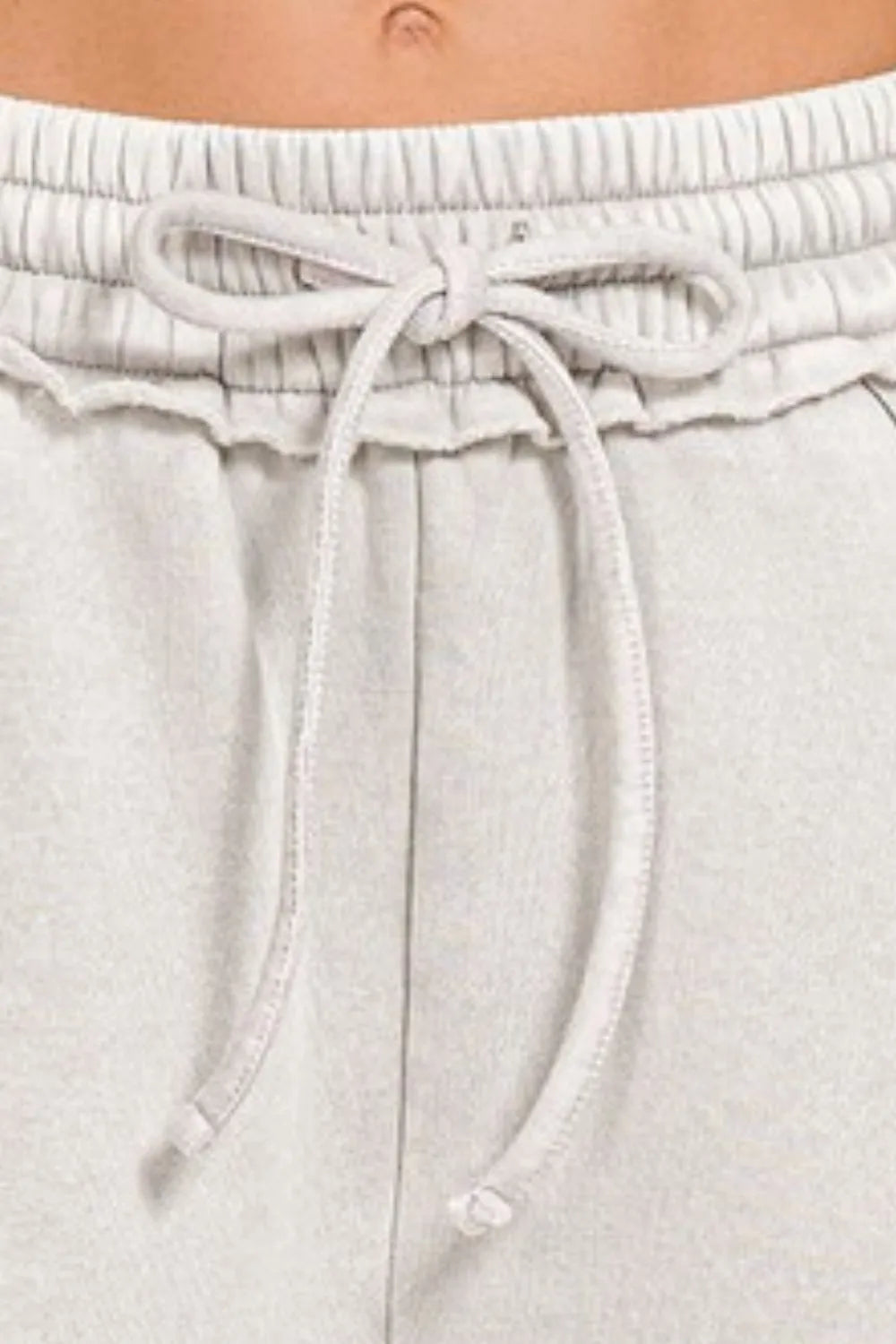 Zenana Fleece Raw Hem Shorts With Drawstring Waist and Pockets Light Gray dc748e4c-0836-44d4-bb93-5561d3091042-Max-Origin Trendsi