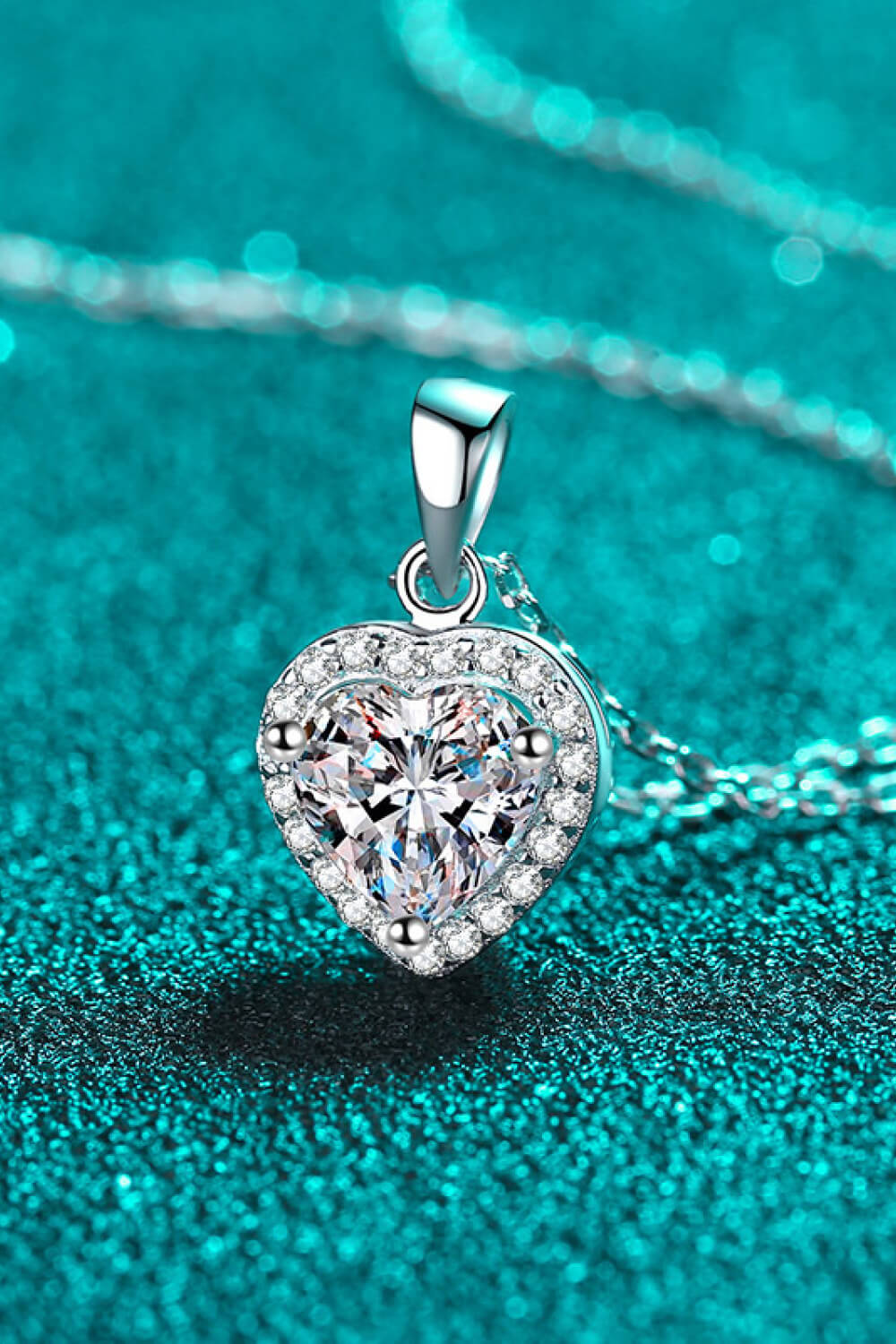 1 Carat Moissanite Zircon Heart Pendant Chain Necklace 925 sterling silver df9487a0d21a475eb093b773b7b40975-Max Trendsi